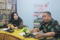 foto Anggota Komisi A DPRD Lumajang bersama Ketua PWI diacara Dewan Mendengar 