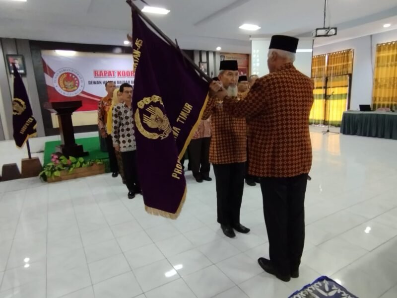 Pengurus DHC 45 Lumajang saat dilantik