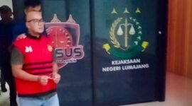 Pelaku Kredit fiktif saat digelandang petugas Kejari