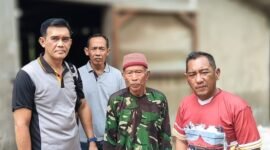 Kapolsek Sukodono AKP Ernowo, SH foto bersama dengan pemilik sapi didampingi Kanit Reskrim dan Kades Kuterenon