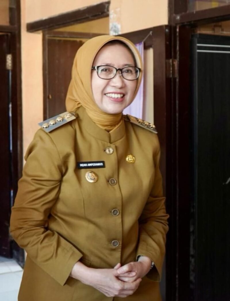 Bupati Lumajang Ir. Hj. Indah Amperawati, M.Si 