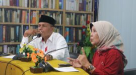 Anggota Komisi B DPRD Lumajang bersama Kadis Pariwisata 