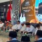 Bupati Lumajang saat memberikan sambutan pelepasan calon jamaah haji