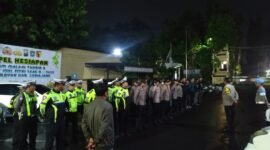 Kapolres Lumajang saat pimpin apel operasi premanisme