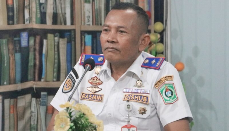 Kepala Dinas Perhubungan Lumajang Drs. Rasmin