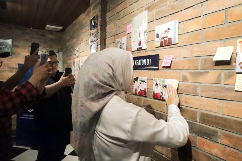 Loka Isnpirasi resmi dibuka oleh ketua PKK Lumajang Dewi Natalia Yudha Aji Kusuma