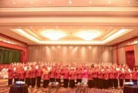 Dharma Wanita Persatuan Lumajang saat mengikuti pelatihan Etika Publik di Surabaya