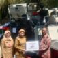 Bupati Lumajang saat memberikan bantuan secara simbolis alat mesin pertanian kepada salah salah satu Gapoktan