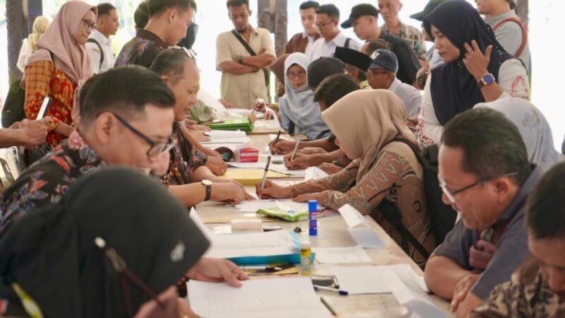 163 pengurus koperasi merah putih saat teken Minuta pendirian 