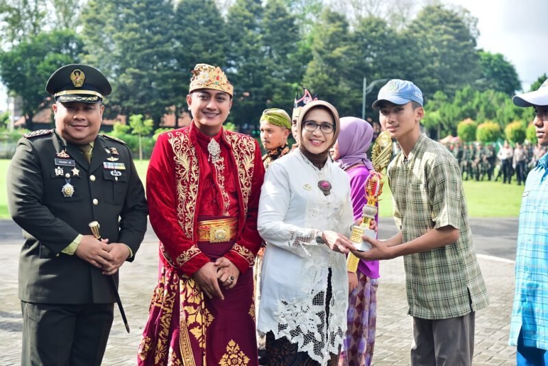 Bupati Lumajang Ir. Hj. Indah Amperawati, M.Si