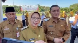 Bupati Lumajang Ir. Hj. Indah Amperawati, M.Si saat bersama wakil Bupati dan Sekda