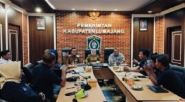 Bupati dan Wakil Bupati Lumajang saat diskusi bersama PWI 