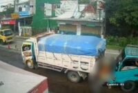 Kondisi kedua korban usai diseruduk truck pasir