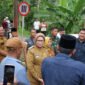 Bupati Lumajang saat tinjau jalan rusak di wilayah Kecamatan Randuagung