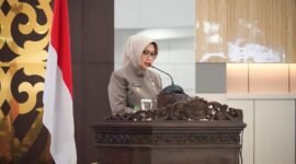 Bupati Lumajang Ir. Hj. Indah Amperawati, M.Si