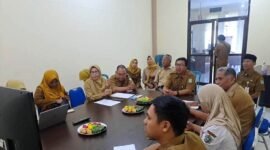 Dinas Lingkungan Hidup  Lumajang saat rapat persiapan verifikasi