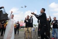 Wakil Bupati Lumajang saat membuka Lomba Burung Berkicau