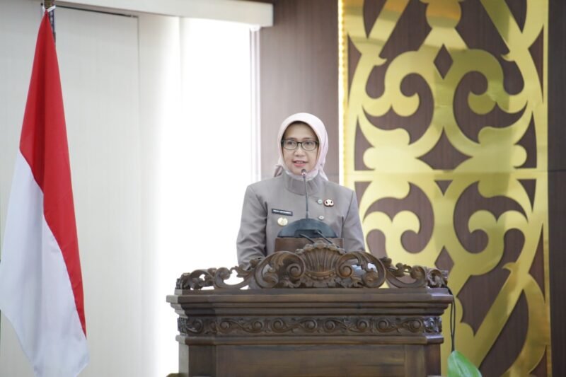 Bupati Lumajang Ir. Hj. Indah Amperawati, M.Si