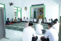 Bupati Lumajang saat bersama perwakilan marbot 