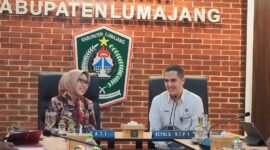 Bupati Lumajang saat menerima kunjungan kerja Kepala Balai Teknik Perkeretaapian kelas I Surabaya