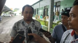 Manager Keuangan dan Umum PG Djatiroto saat ditemui media