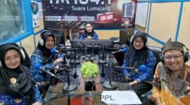 Foto bersama nara sumber Perkuat Layanan Korban Kekerasan Perempuan dan Anak