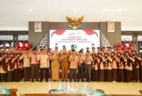 40 santri saat dilepas Bupati Lumajang