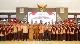 40 santri saat dilepas Bupati Lumajang