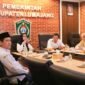 Bupati Lumajang saat membuka Forum Penyamaan Persepsi Arsitektur dan Peta Rencana SPBE