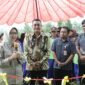 Bupati bersama Wabup saat meresmikan wahana Rainbow Slide di Buper