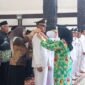 Bupati Indah Amperawati saat prosesi pelantikan pejabat di Pendopo Arya Wiraraja  