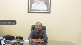 Camat Pasrujambe Muhamad Saiful, S.AP