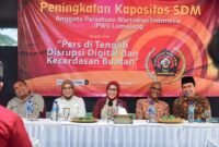 Bupati Lumajang Ir. Hj. Indah Amperawati, M.Si saat membuka giat Peningkatan Kapasitas SDM PWI Lumajang 