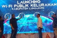 Wakil Bupati Lumajang saat melauncing Internet Publik