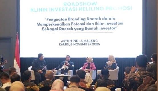Bupati Lumajang menghadiri Roadshow Klinik Investasi Keliling