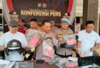 Kapolres Lumajang AKBP Alex Sandy Siregar saat memimpin press realese 