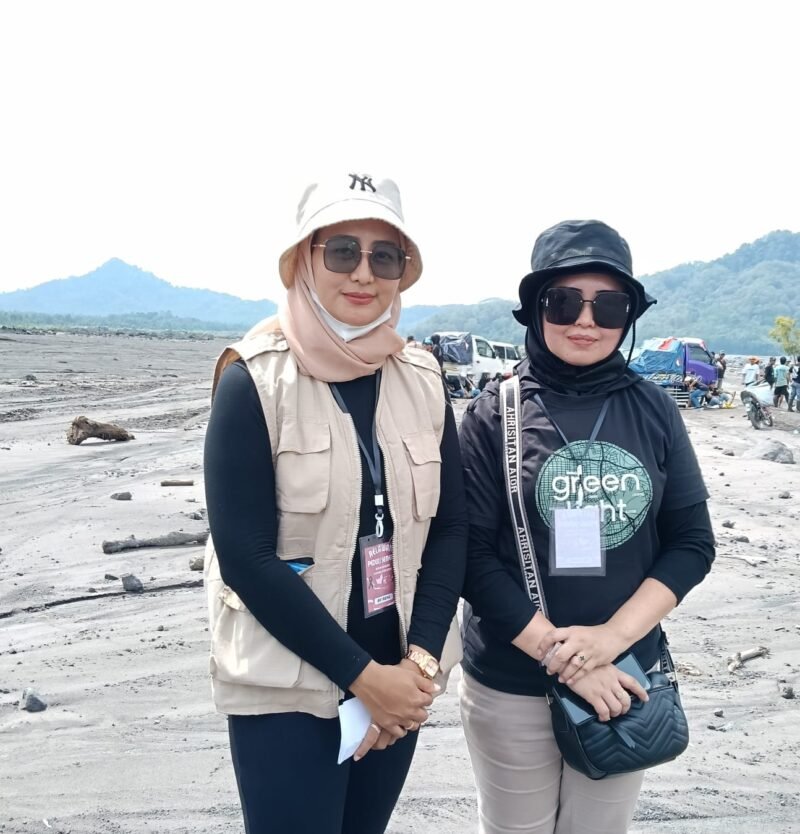 Reny Juwita perwakilan ibu-ibu Sepawon Kediri