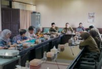 Komisi D DPRD Lumajang saat rapat koordinasi dengan Dinas Sosial