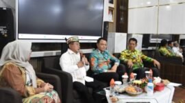 Bupati Kapuas saat audensi bersama Direktur RSUD dr. H. Sosroatmodjo  Soemarno 