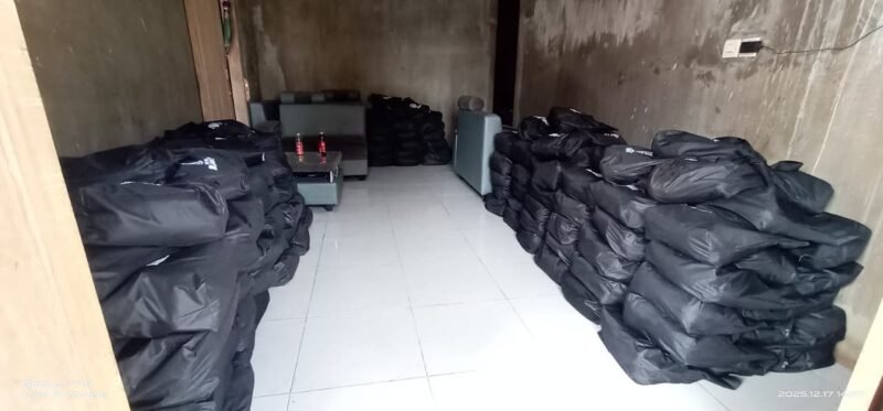 Foto sisa bansos erupsi Semeru yang diselewengkan