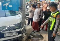 Kondisi bangkai mobil milik Kades  