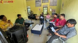 Lurah Dahirang saat memimpin rapat koordinasi terkait MPA