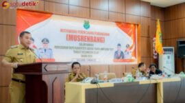 Wakil Bupati Dodo saat membuka Musrembang Kecamatan Selat