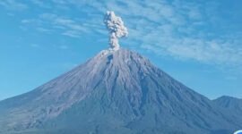 Penampakan Gunung Semeru