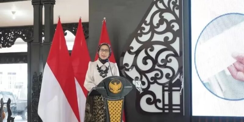 Bupati Lumajang Ir,Hj. Indah Amperawati, M.Si