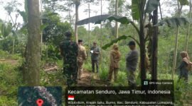 Waka ADM Perhutani KSPH Lumajang KPH Probolinggo Soegiharto Aries Soebagio, ST saat memberikan penjelasan kepada rombongan Kemhan RI
