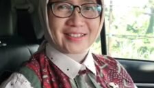 Bupati Lumajang Ir. Hj. Indah Amperawati, M.Si 