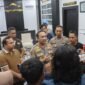 Kapolres Lumajang AKBP Alex Sandy Siregar saat memimpin Doorstop 