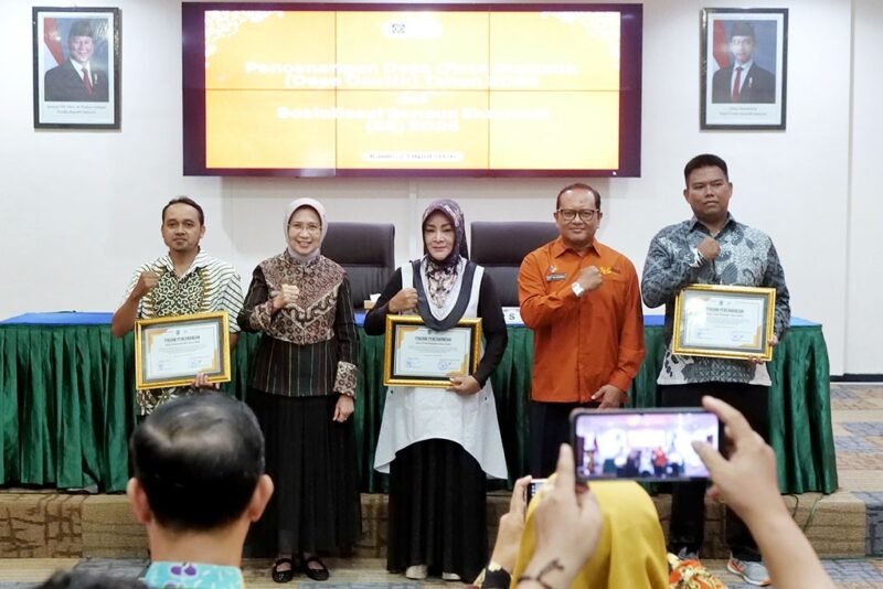 Bupati Lumajang saat foto bersama