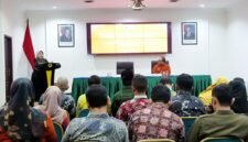 Bupati Lumajang saat memberikan sambutan diacara Pencanangan Desa Cantik dan Sosialisasi Sensus Ekonomi 2026